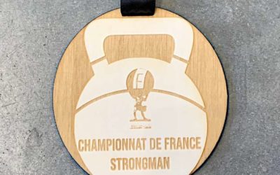 Médailles en bois pour le championnat de France « Strongman »