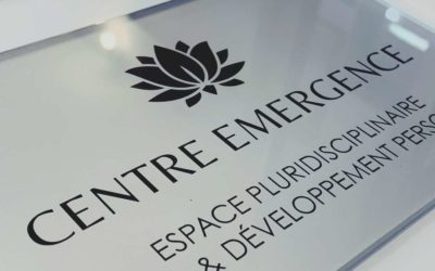 Plaques signalétiques pour le Centre Emergence